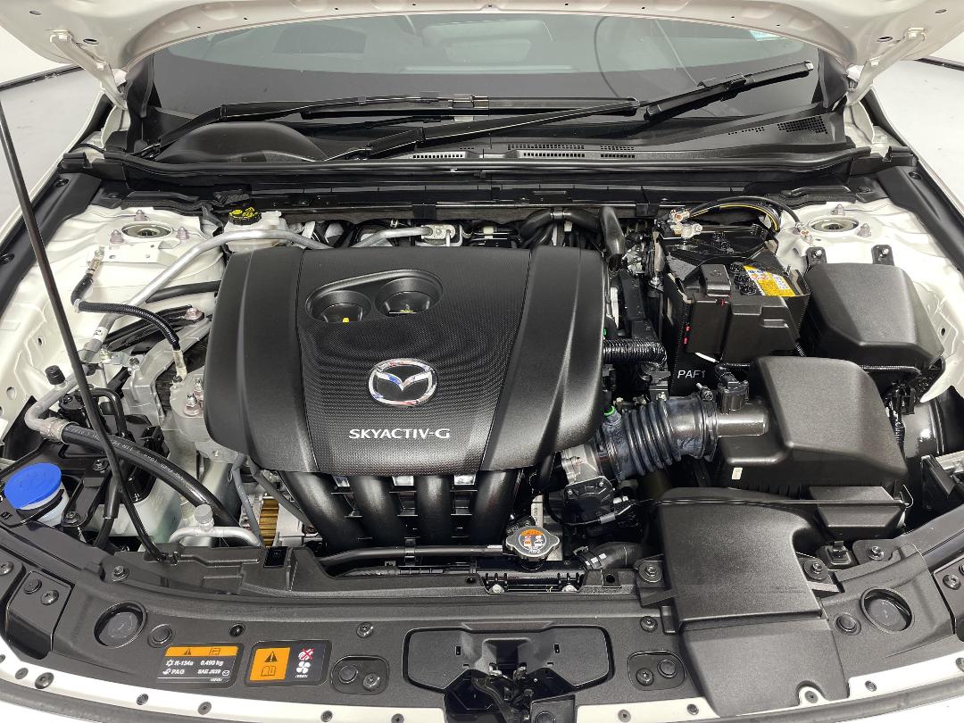 Photo '13' of Mazda Mazda3