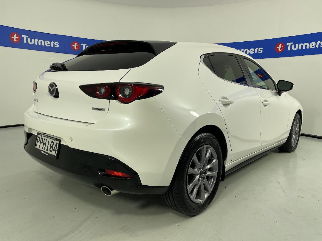 Photo '7' of Mazda Mazda3