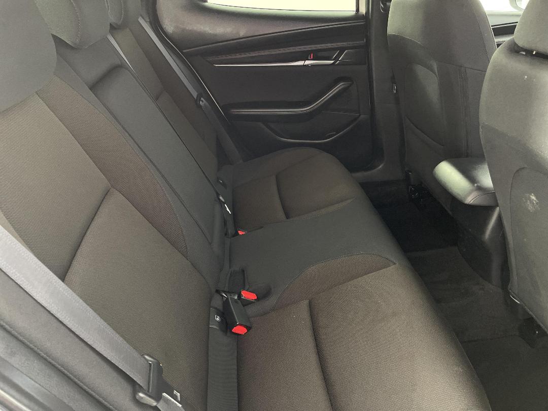 Photo '20' of Mazda Mazda3