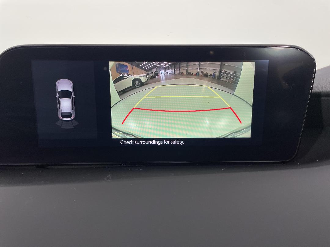 Photo '28' of Mazda Mazda3