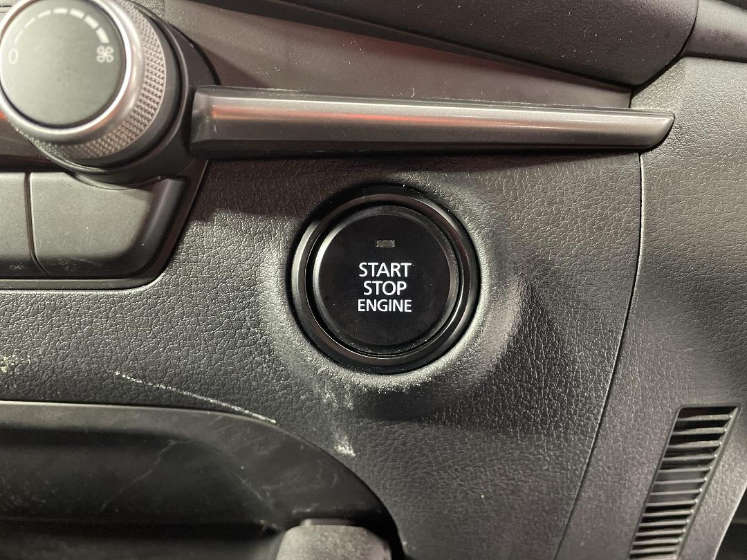 Photo '27' of Mazda Mazda3