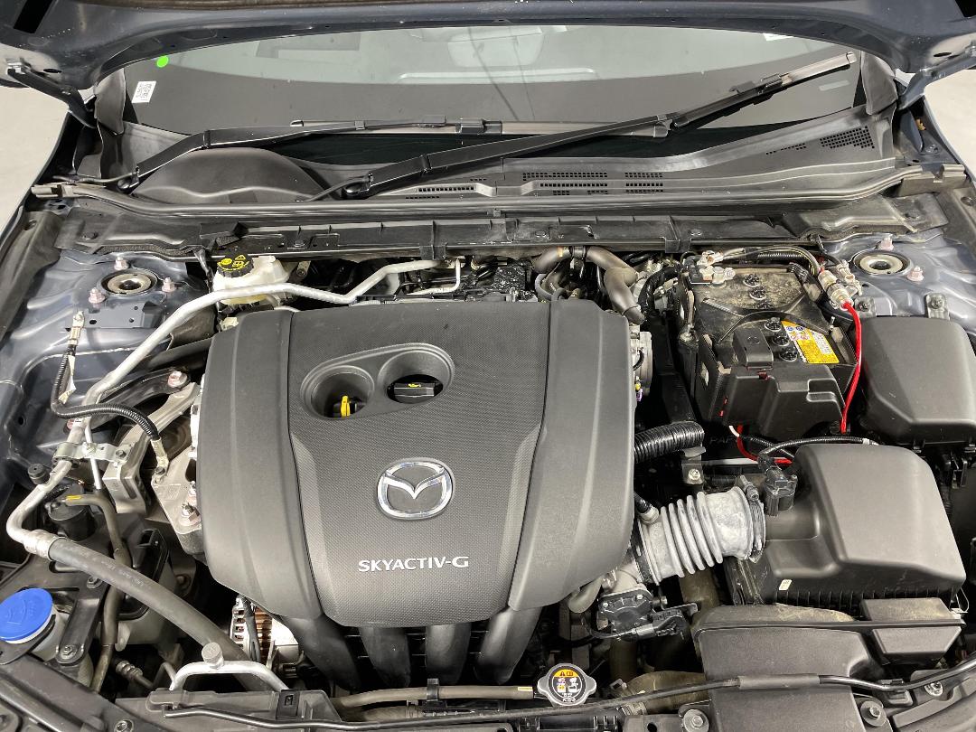 Photo '13' of Mazda Mazda3