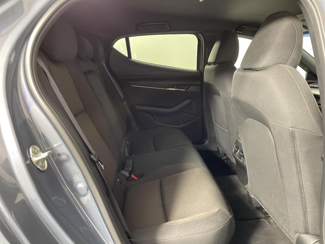 Photo '20' of Mazda Mazda3