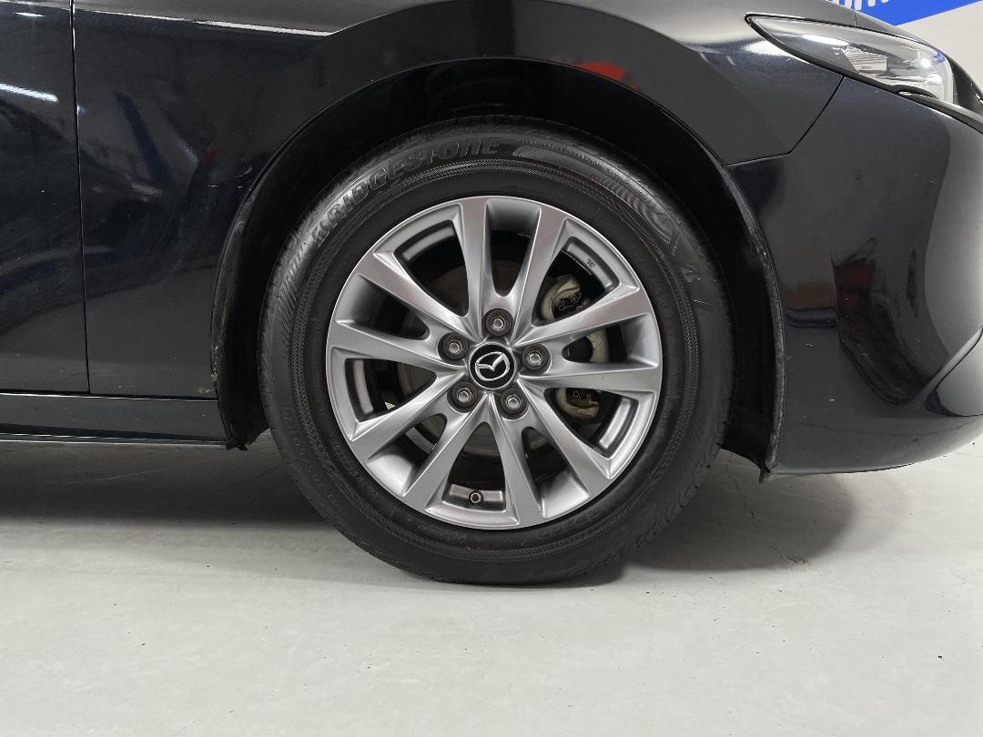 Photo '9' of Mazda Mazda3 Photo '9' of Mazda Mazda3