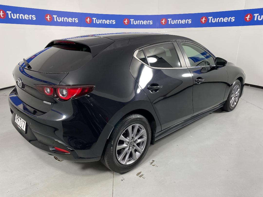 Photo '7' of Mazda Mazda3 Photo '7' of Mazda Mazda3