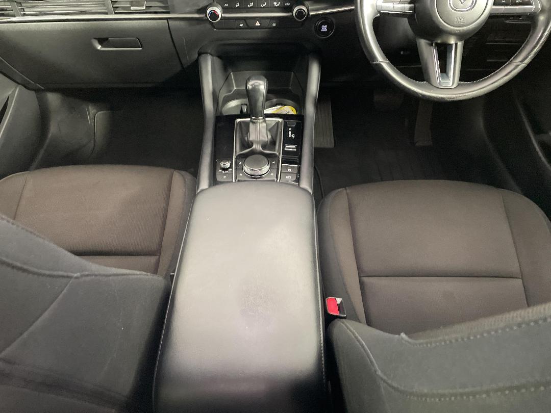 Photo '18' of Mazda Mazda3 Photo '18' of Mazda Mazda3