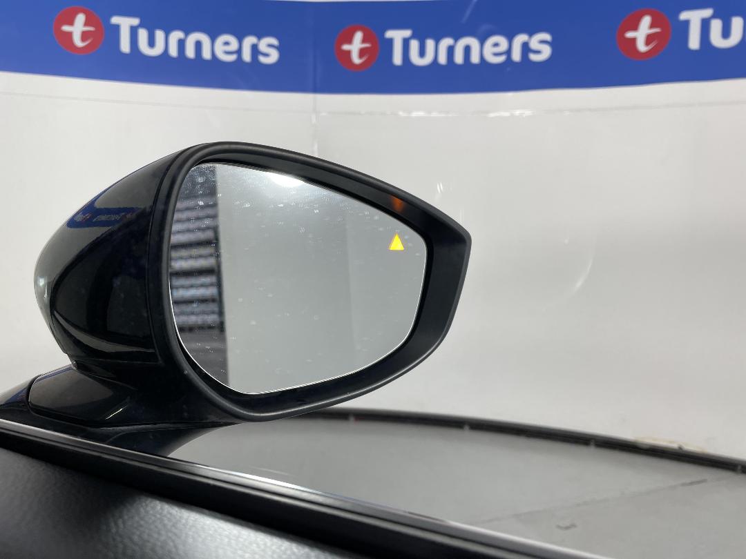 Photo '25' of Mazda Mazda3 Photo '25' of Mazda Mazda3