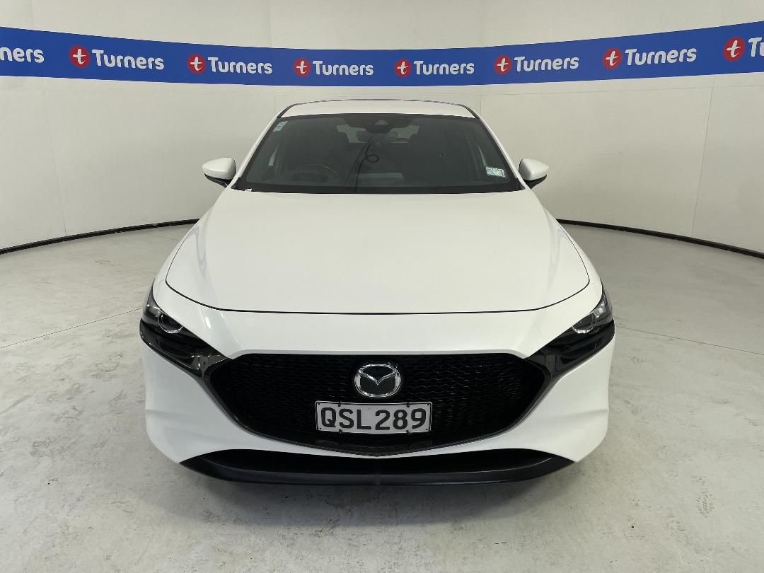 Photo '2' of Mazda Mazda3