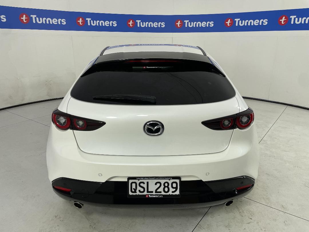 Photo '6' of Mazda Mazda3