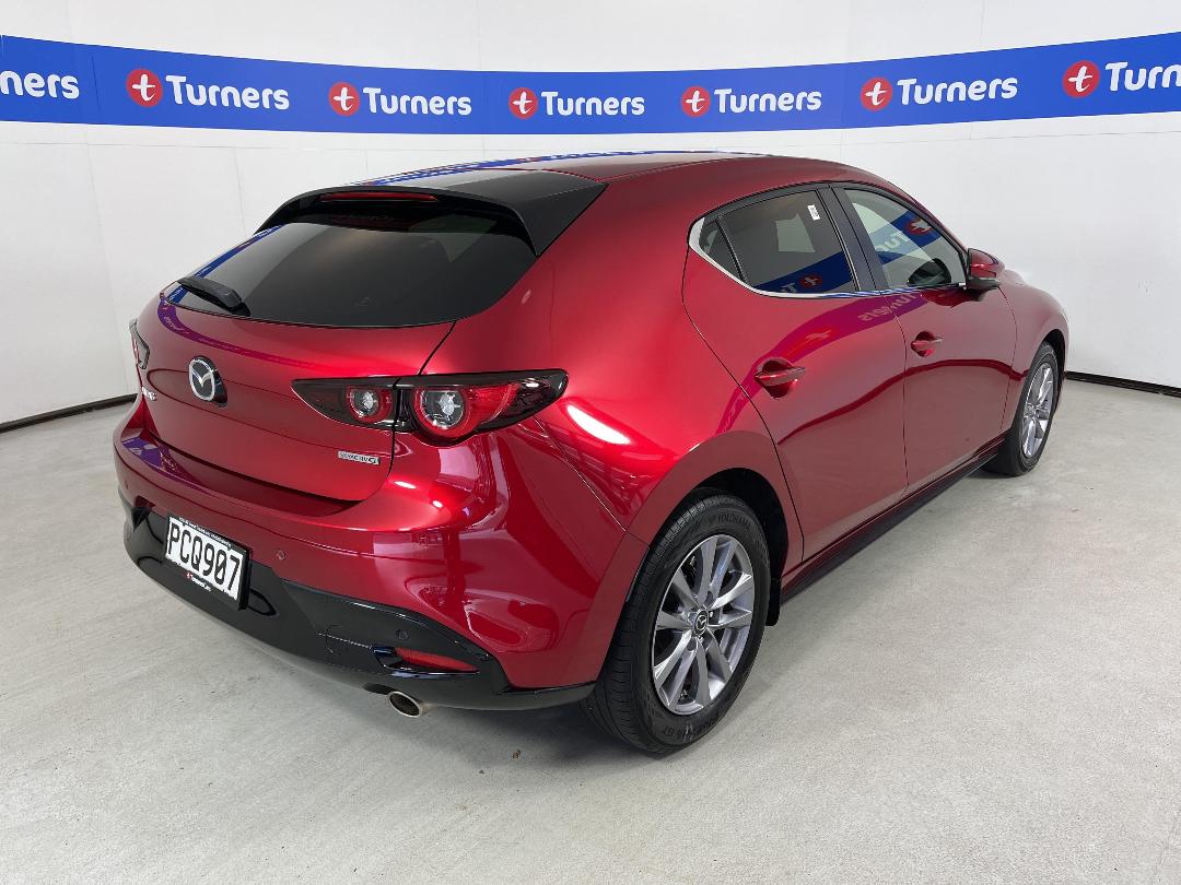 Photo '7' of Mazda Mazda3