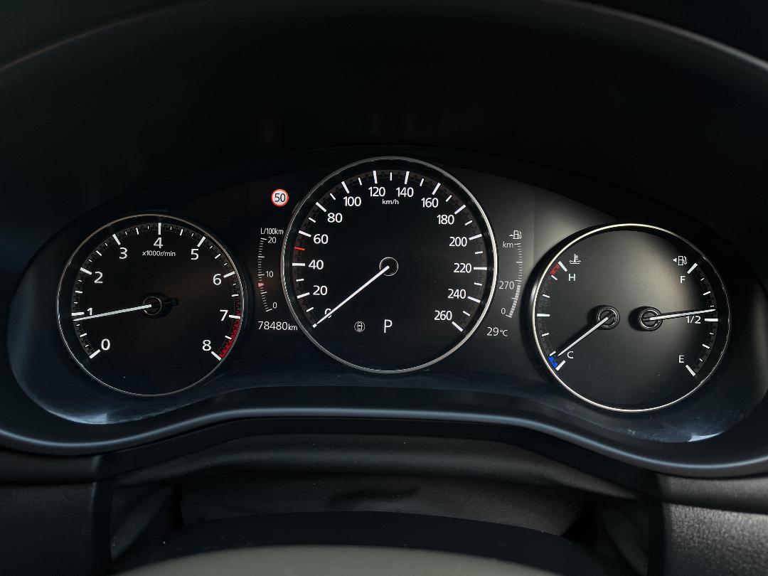 Photo '21' of Mazda Mazda3