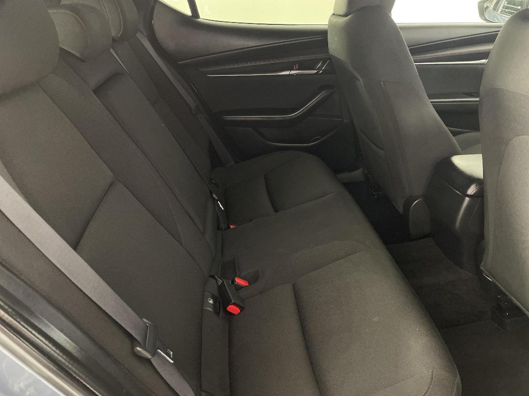 Photo '20' of Mazda Mazda3 Photo '20' of Mazda Mazda3