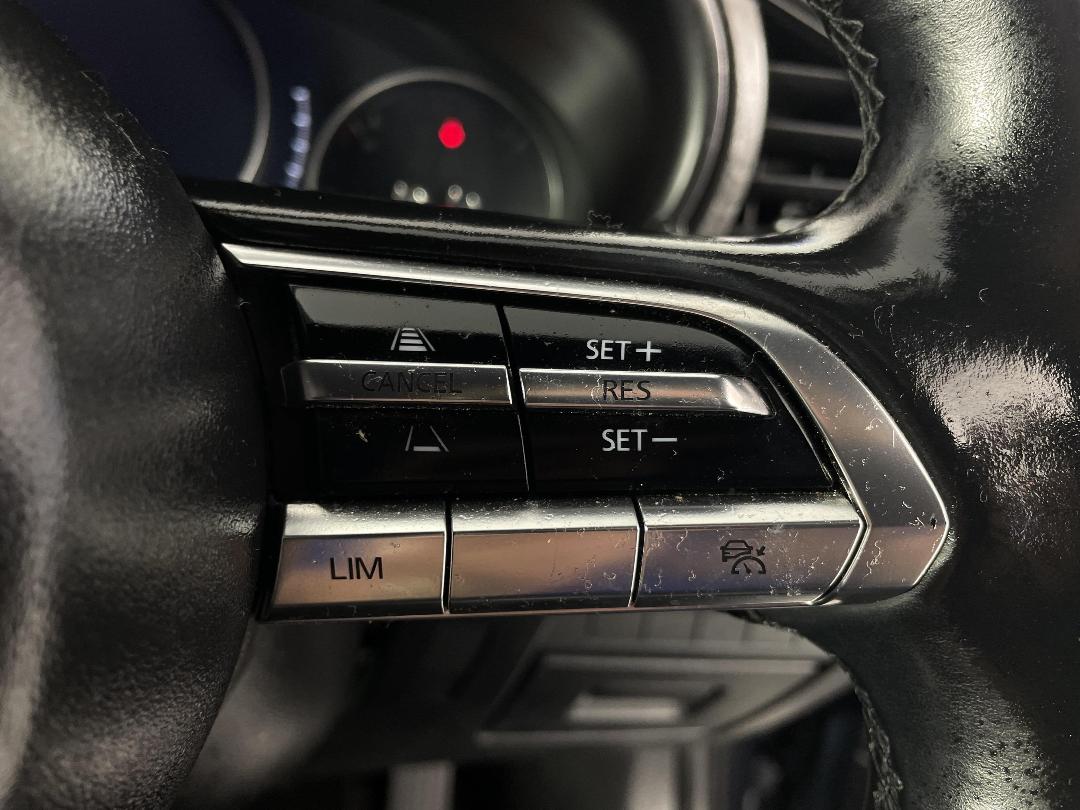 Photo '24' of Mazda Mazda3 Photo '24' of Mazda Mazda3