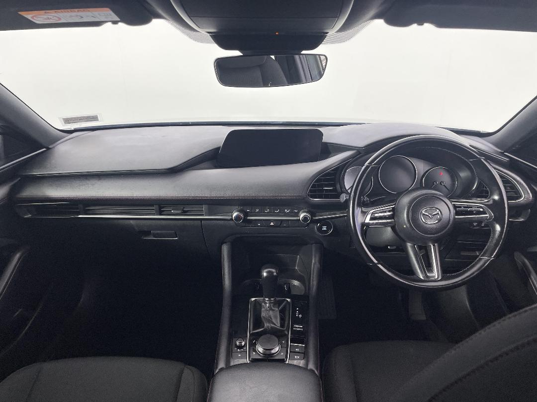 Photo '17' of Mazda Mazda3 Photo '17' of Mazda Mazda3