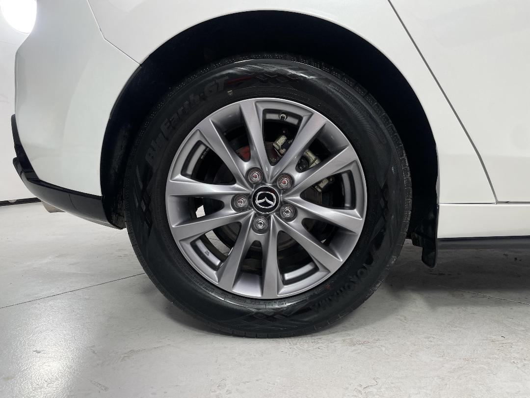 Photo '12' of Mazda Mazda3 Photo '12' of Mazda Mazda3