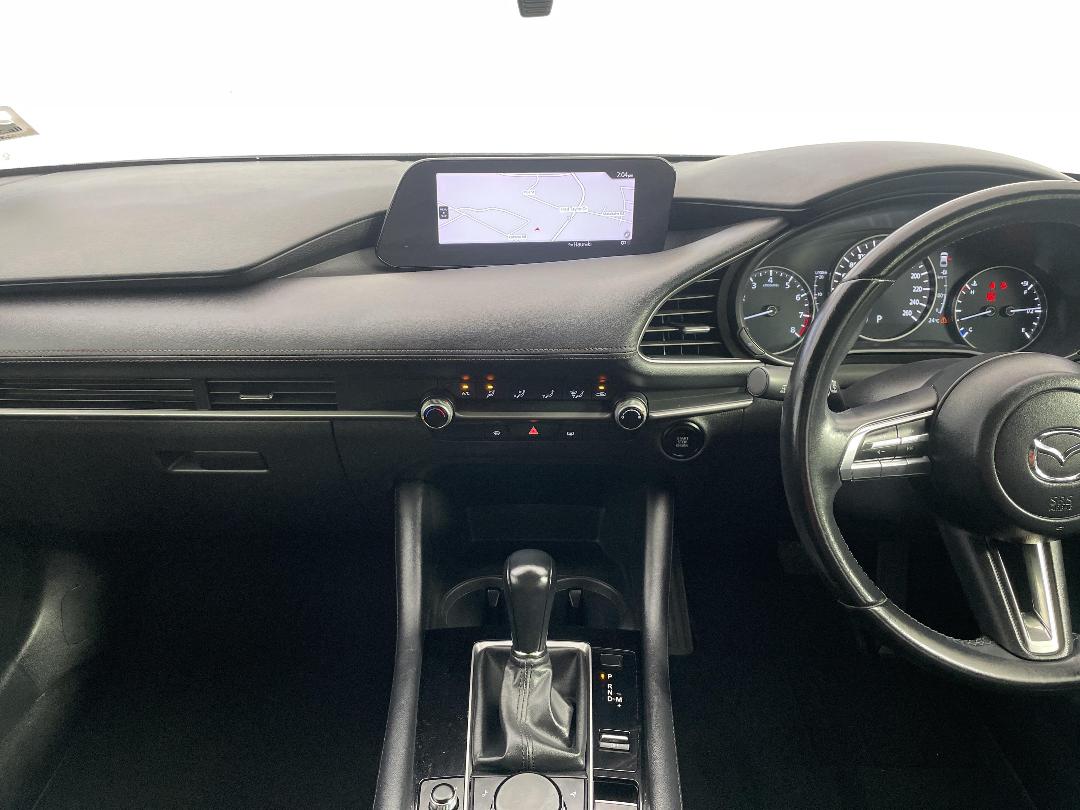 Photo '17' of Mazda Mazda3 Photo '17' of Mazda Mazda3