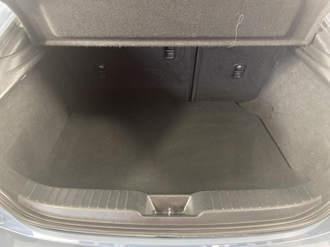 Photo '14' of Mazda Mazda3 Photo '14' of Mazda Mazda3