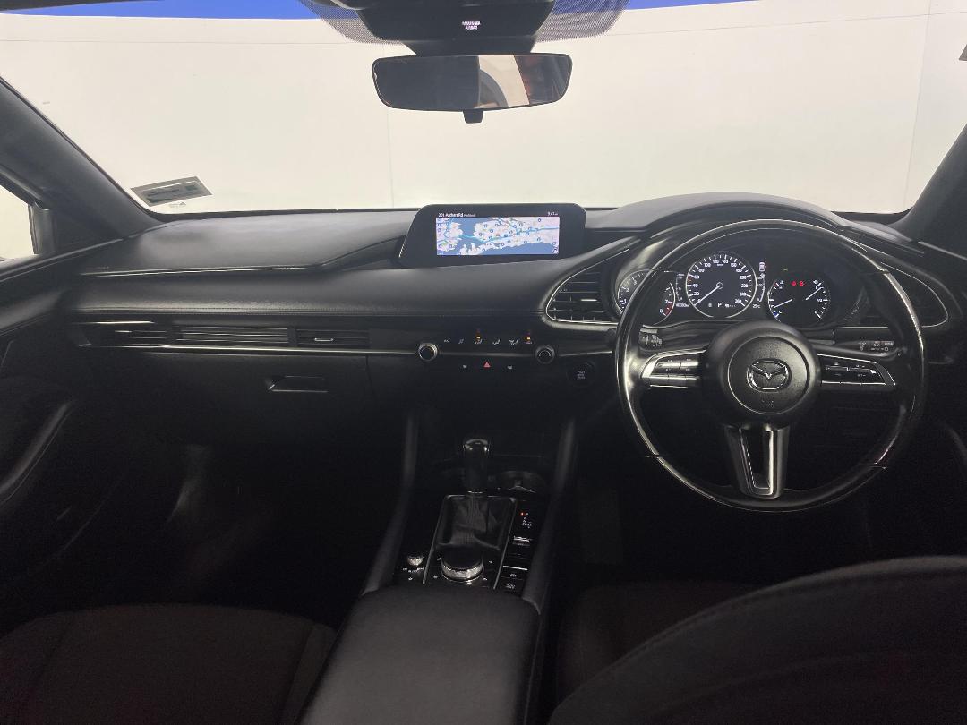 Photo '17' of Mazda Mazda3 Photo '17' of Mazda Mazda3