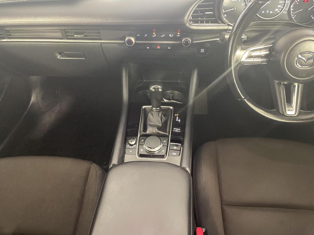 Photo '18' of Mazda Mazda3 Photo '18' of Mazda Mazda3