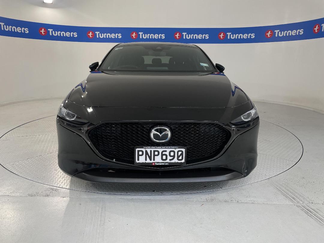 Photo '2' of Mazda Mazda3