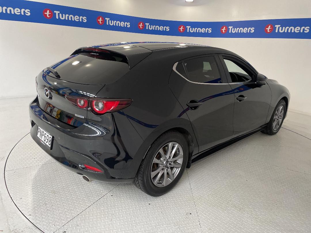 Photo '7' of Mazda Mazda3