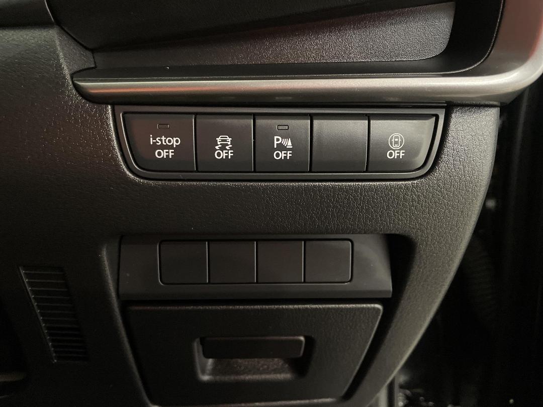 Photo '25' of Mazda Mazda3