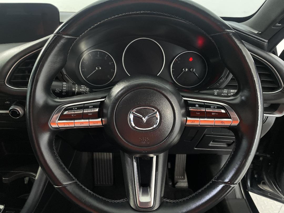 Photo '28' of Mazda Mazda3