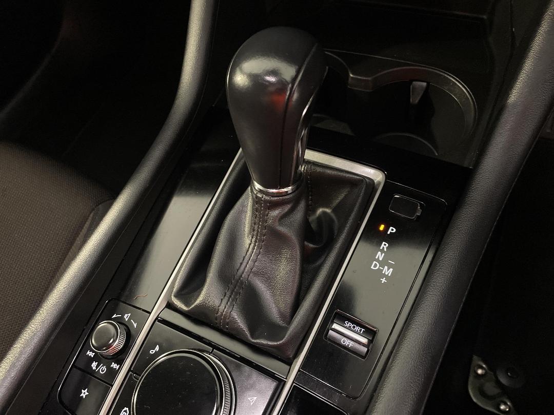 Photo '32' of Mazda Mazda3