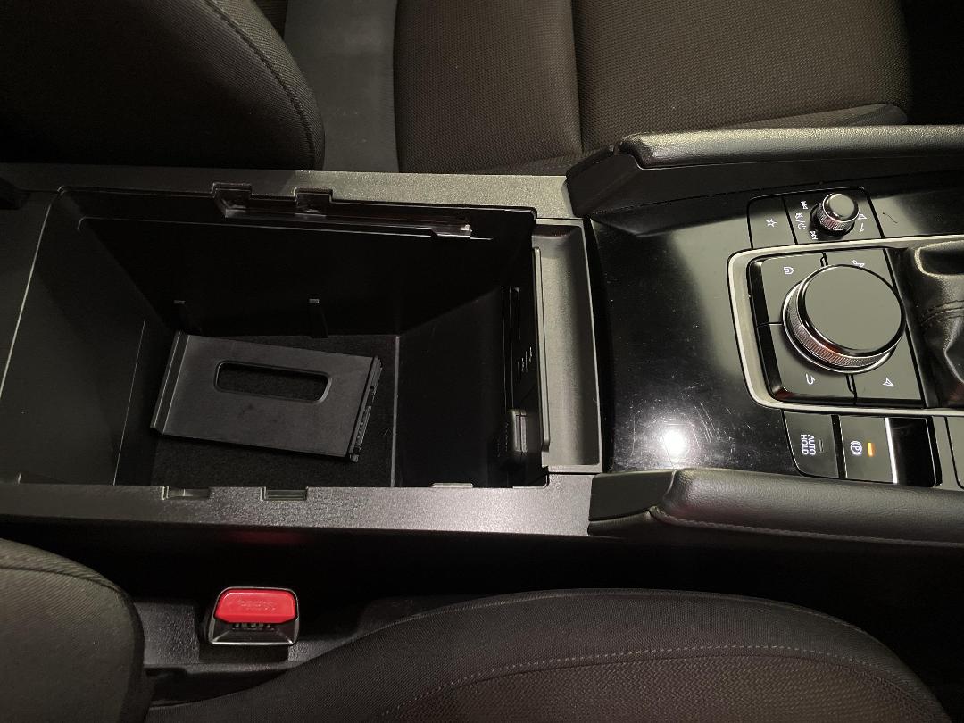 Photo '33' of Mazda Mazda3