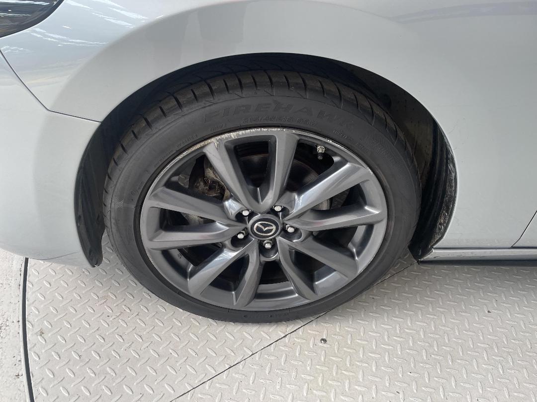 Photo '10' of Mazda Mazda3