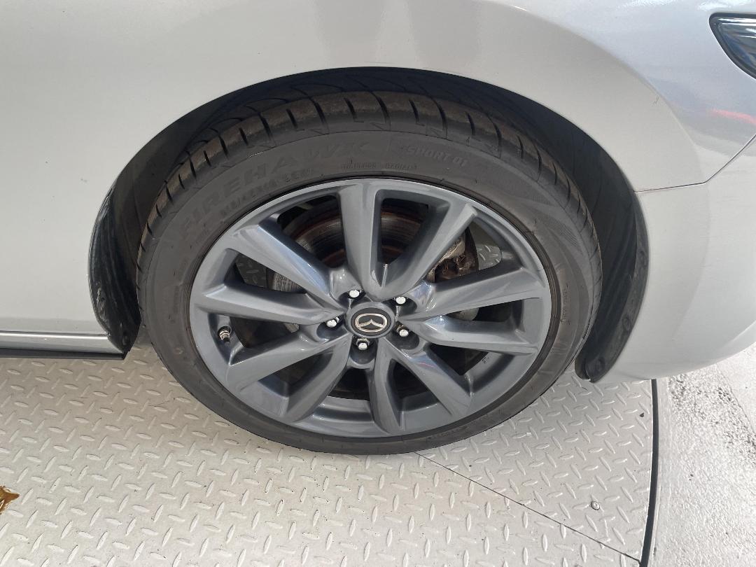 Photo '9' of Mazda Mazda3