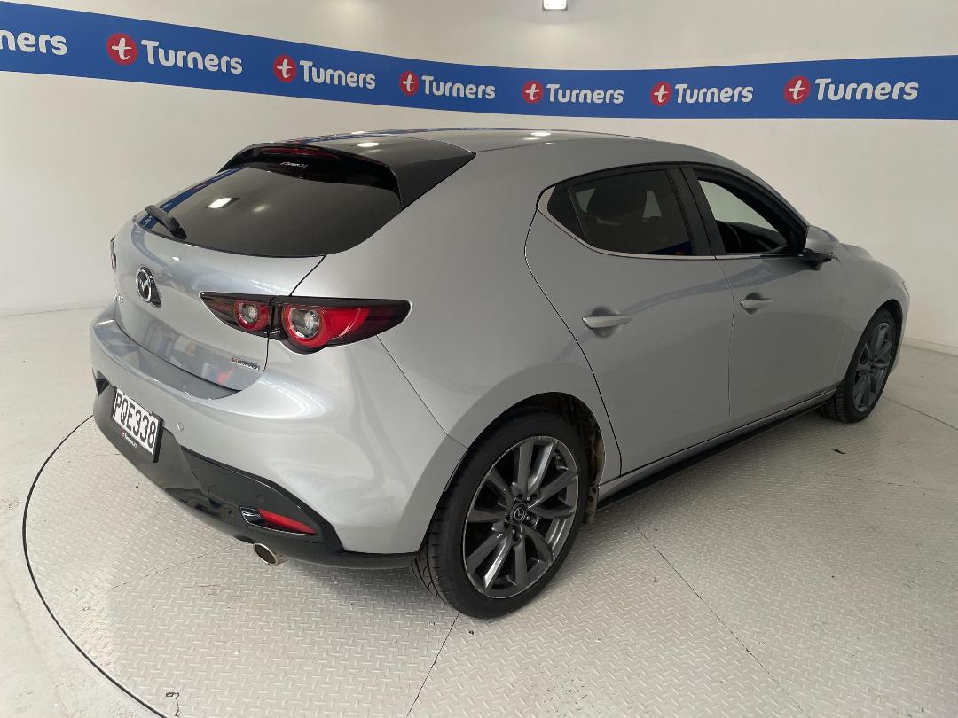 Photo '7' of Mazda Mazda3