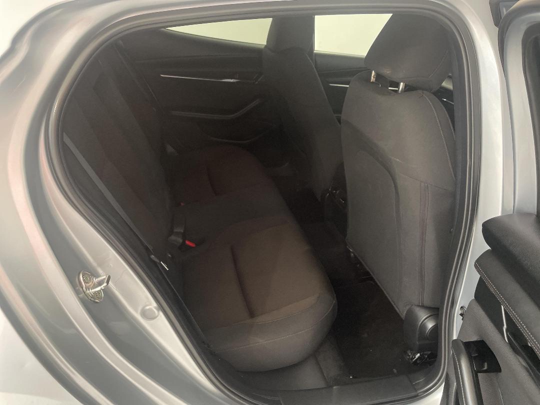 Photo '20' of Mazda Mazda3