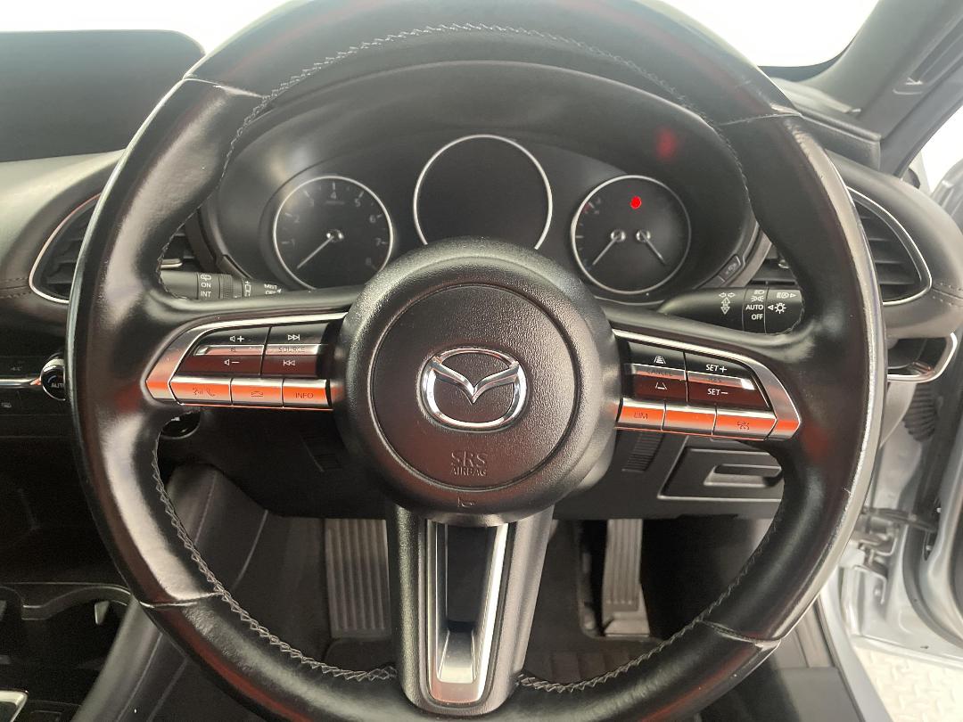 Photo '28' of Mazda Mazda3