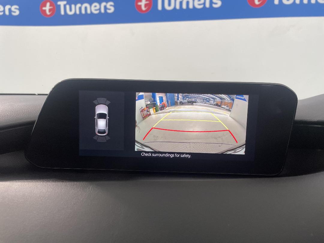 Photo '30' of Mazda Mazda3