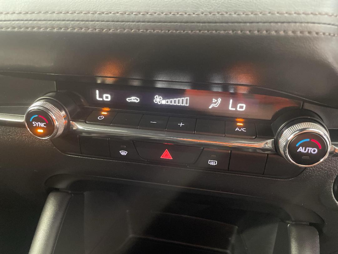 Photo '31' of Mazda Mazda3