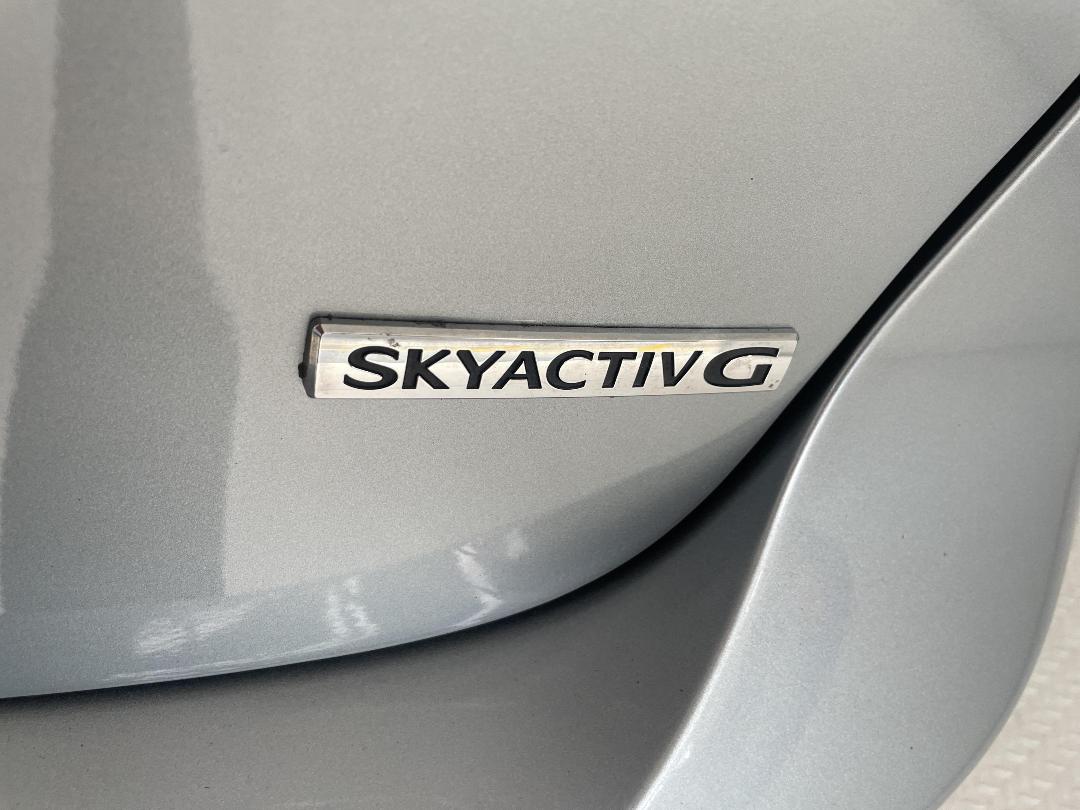 Photo '37' of Mazda Mazda3