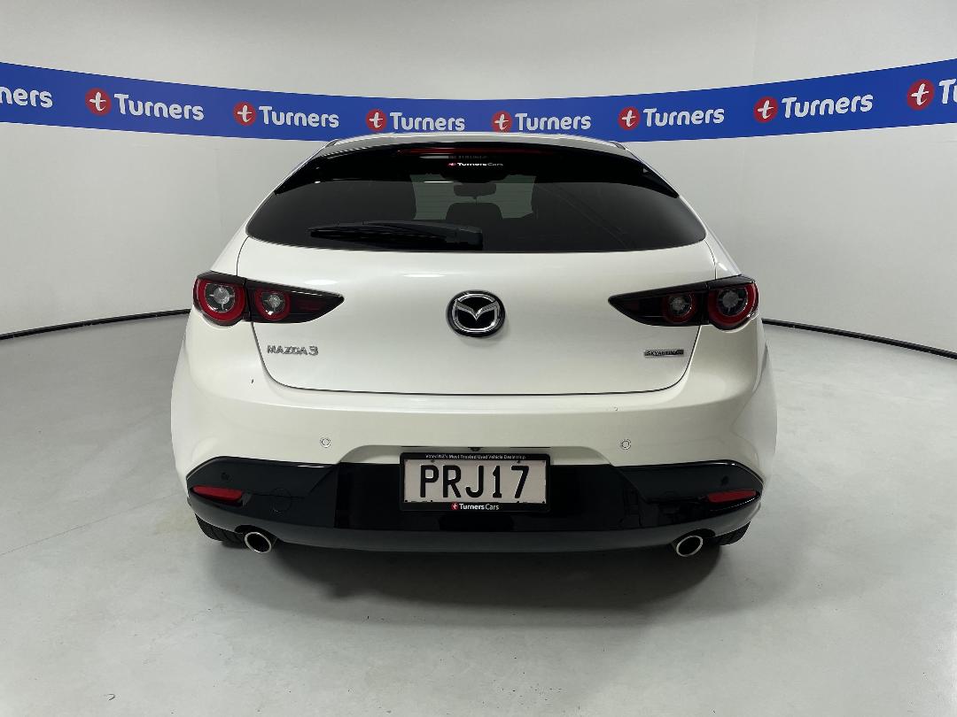 Photo '6' of Mazda Mazda3