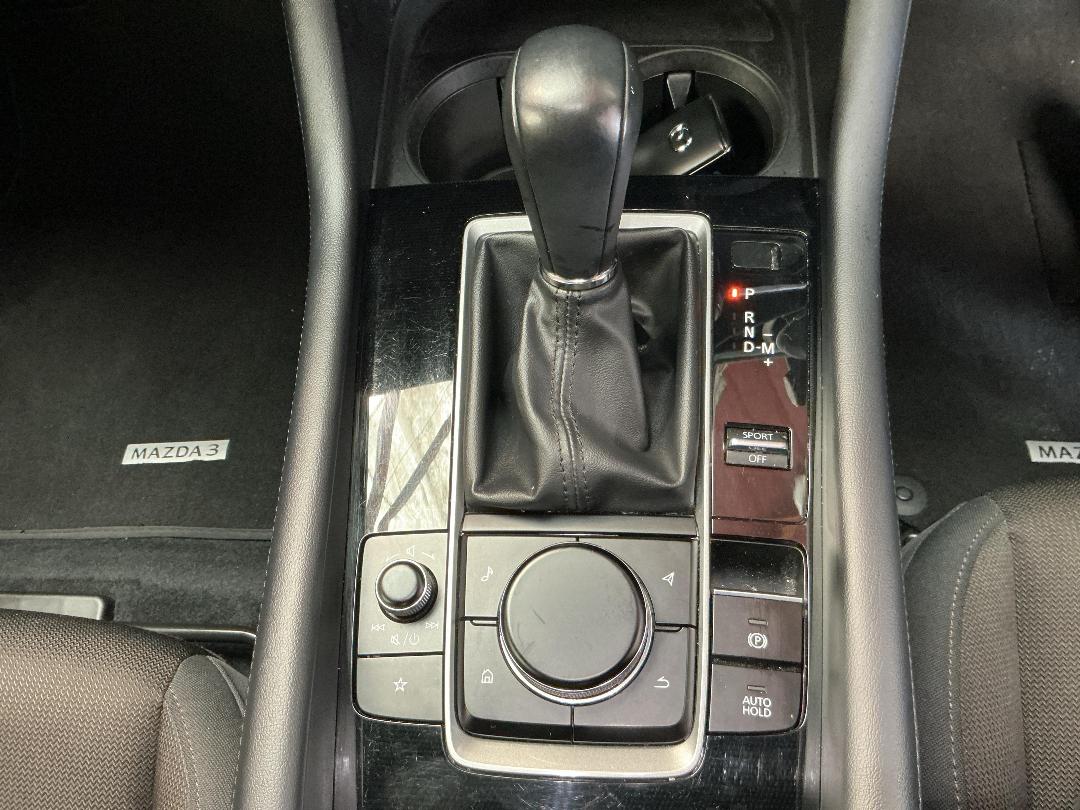 Photo '23' of Mazda Mazda3