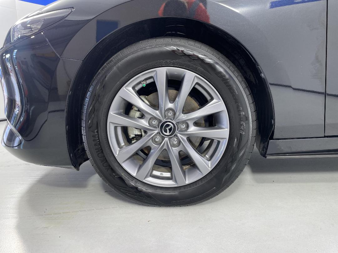 Photo '10' of Mazda Mazda3 Photo '10' of Mazda Mazda3