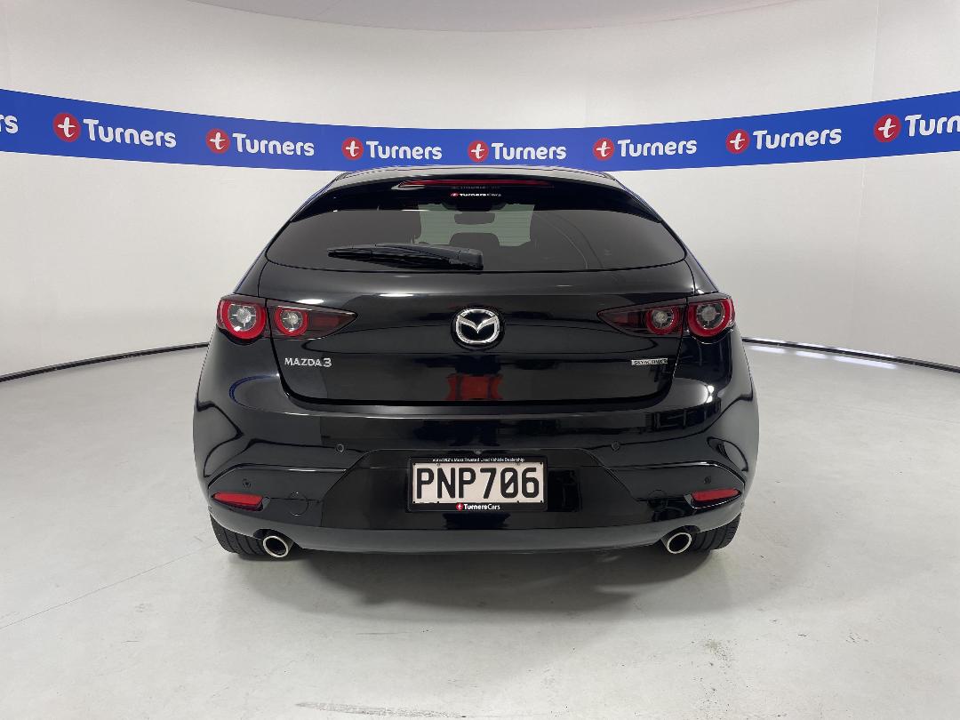 Photo '6' of Mazda Mazda3 Photo '6' of Mazda Mazda3