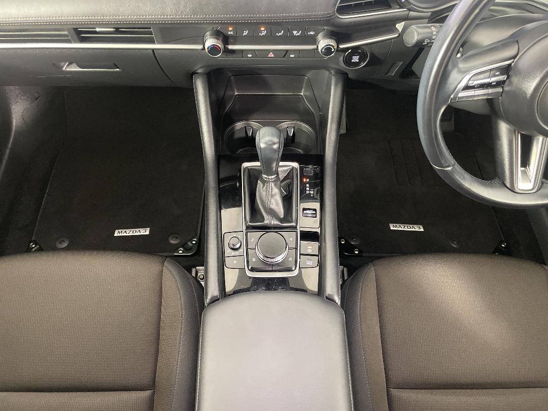 Photo '18' of Mazda Mazda3 Photo '18' of Mazda Mazda3