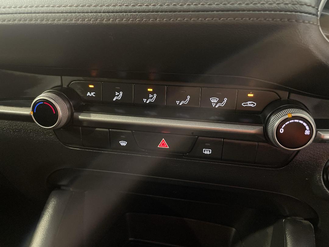 Photo '31' of Mazda Mazda3 Photo '31' of Mazda Mazda3