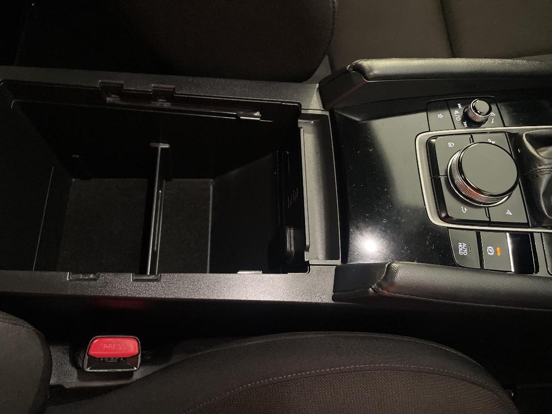 Photo '33' of Mazda Mazda3 Photo '33' of Mazda Mazda3