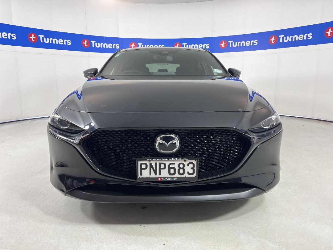 Photo '2' of Mazda Mazda3