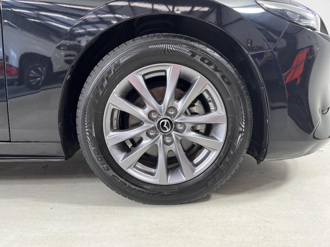 Photo '9' of Mazda Mazda3