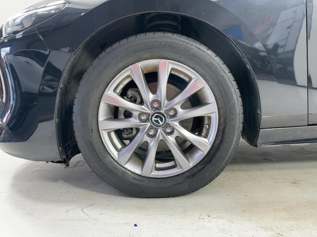 Photo '10' of Mazda Mazda3