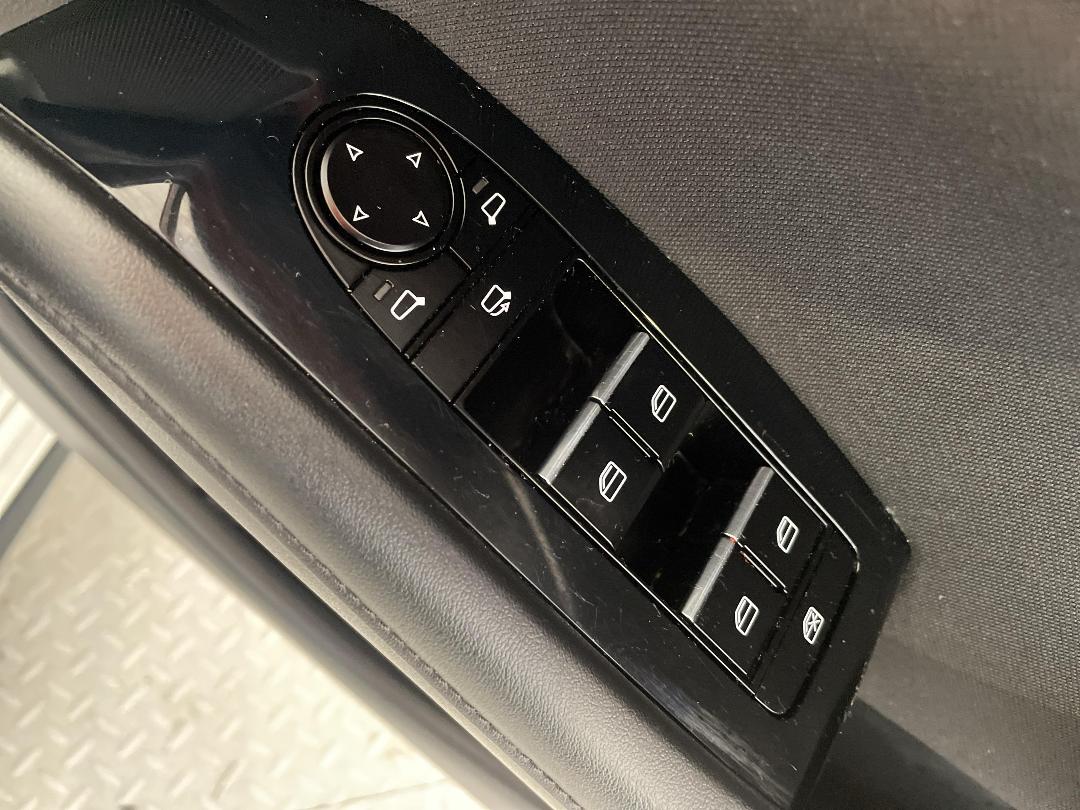 Photo '24' of Mazda Mazda3