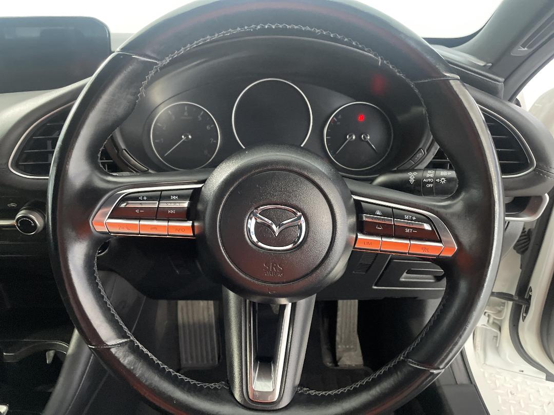 Photo '28' of Mazda Mazda3