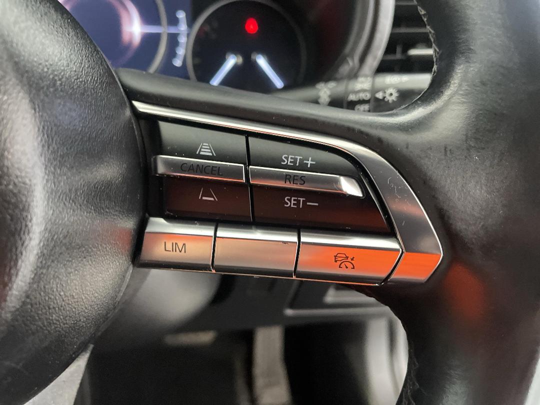 Photo '26' of Mazda Mazda3